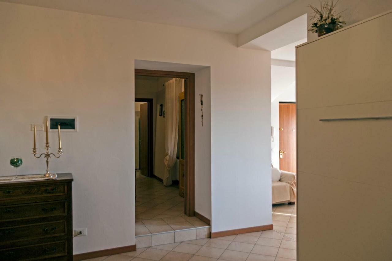 Casa Del Sole Appartamento N° 2 White And Gold Room ガヴァルド エクステリア 写真