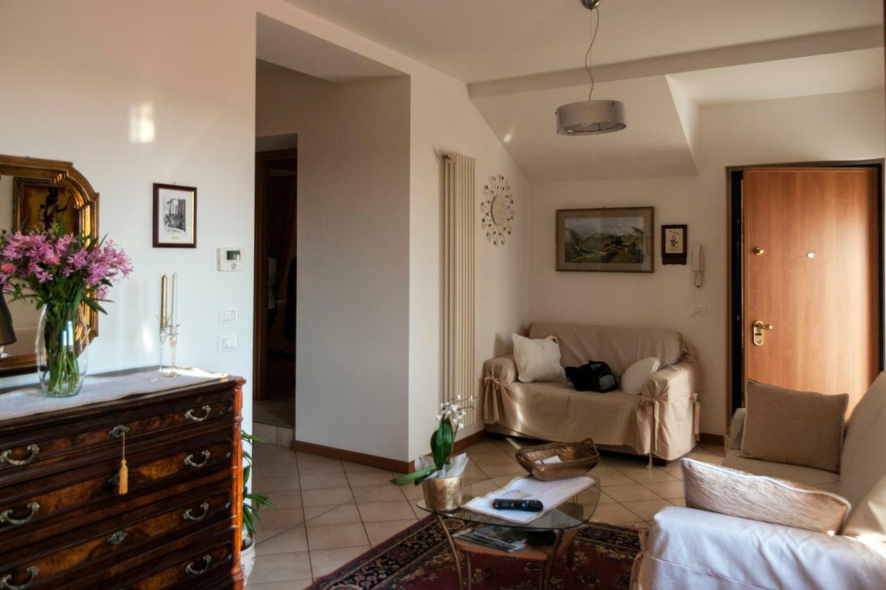 Casa Del Sole Appartamento N° 2 White And Gold Room ガヴァルド エクステリア 写真