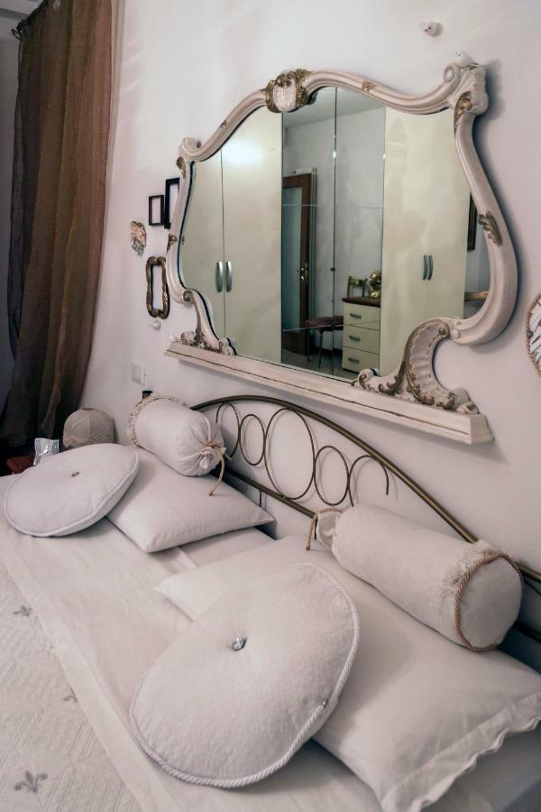 Casa Del Sole Appartamento N° 2 White And Gold Room ガヴァルド エクステリア 写真